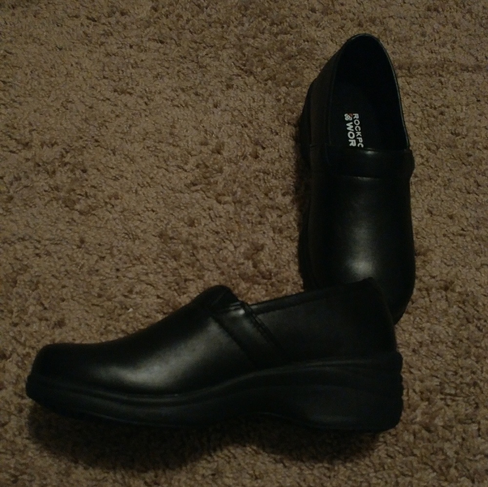 Brand new non-slip chef shoes.